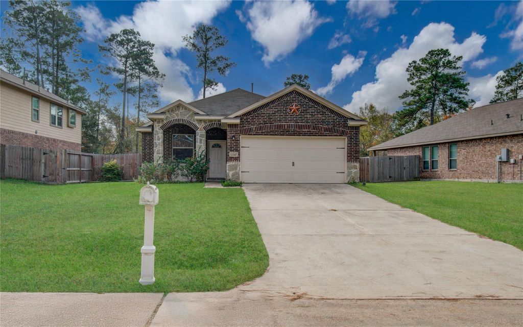 Photo of 12147 La Salle River Road, Conroe, TX 77304 (MLS # 55132264)