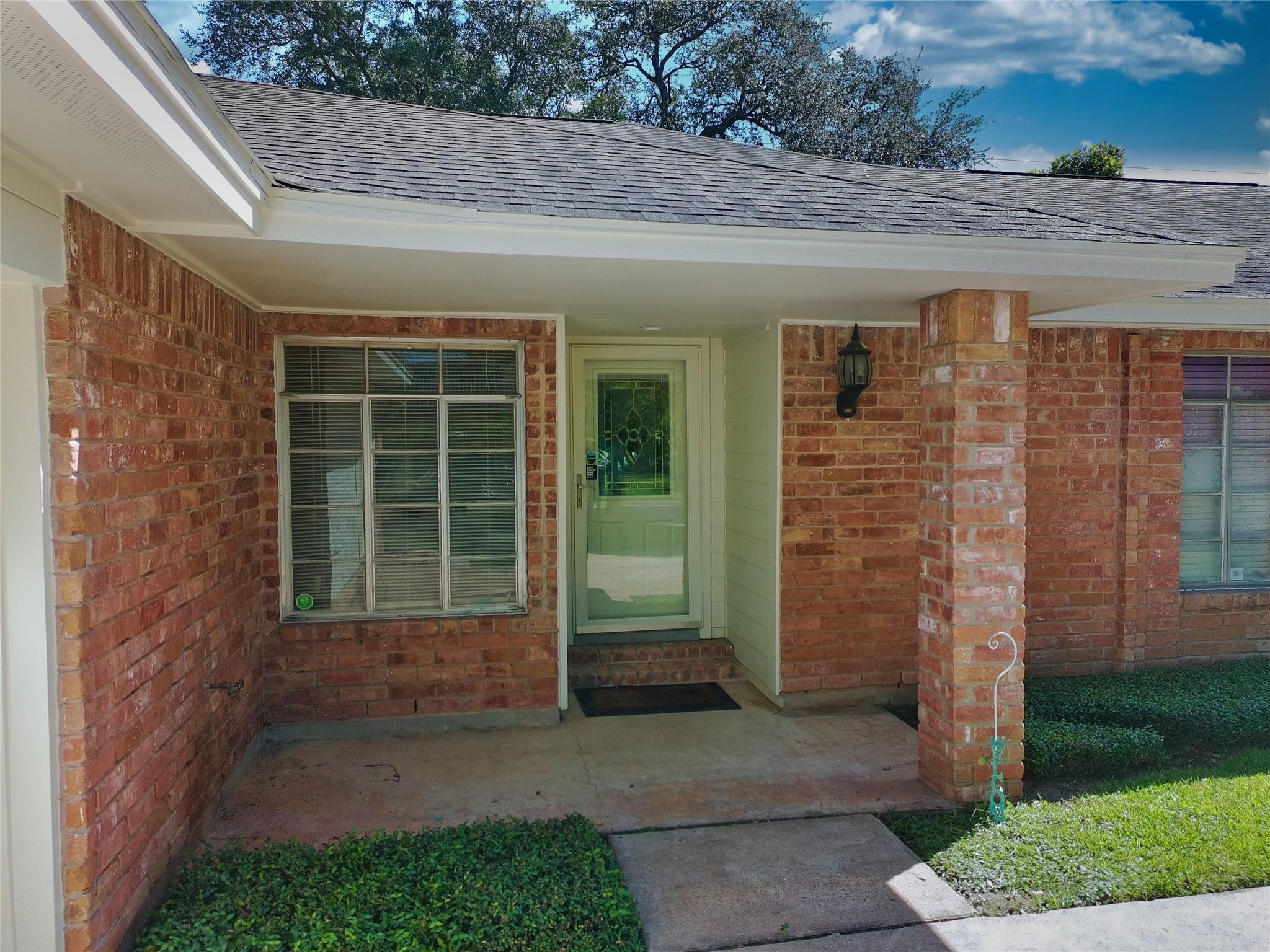 3115 W Creek Club Drive