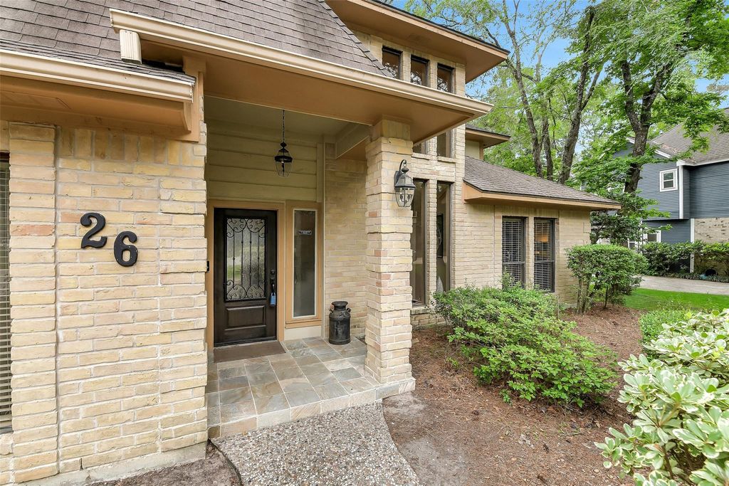 Photo of 26 Split Rock Road, Spring, TX 77381 (MLS # 64381147)