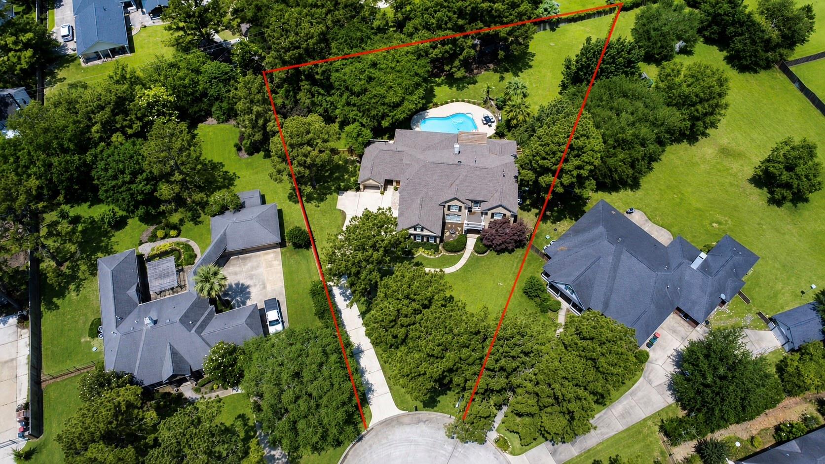 16019 Roseview Lane