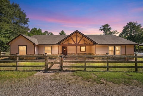 Photo of 7049 Pine Shadows Road RD, Cleveland, TX 77328 (MLS # 64517183)