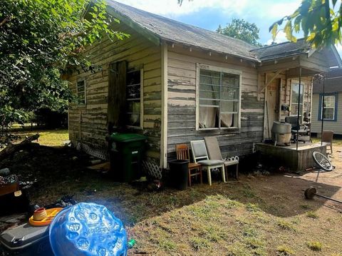 Photo of 5606 Gano Street, Houston, TX 77009 (MLS # 80591665) Photo of 5606 Gano Street, Houston, TX 77009 (MLS # 80591665)