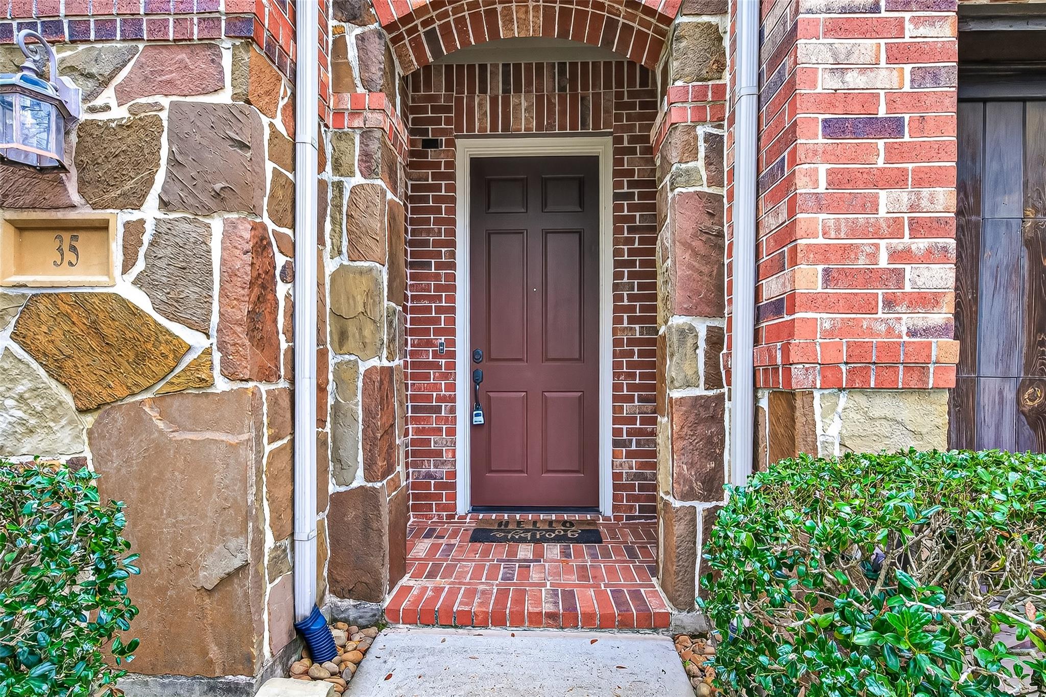 35 Woodmoor Place