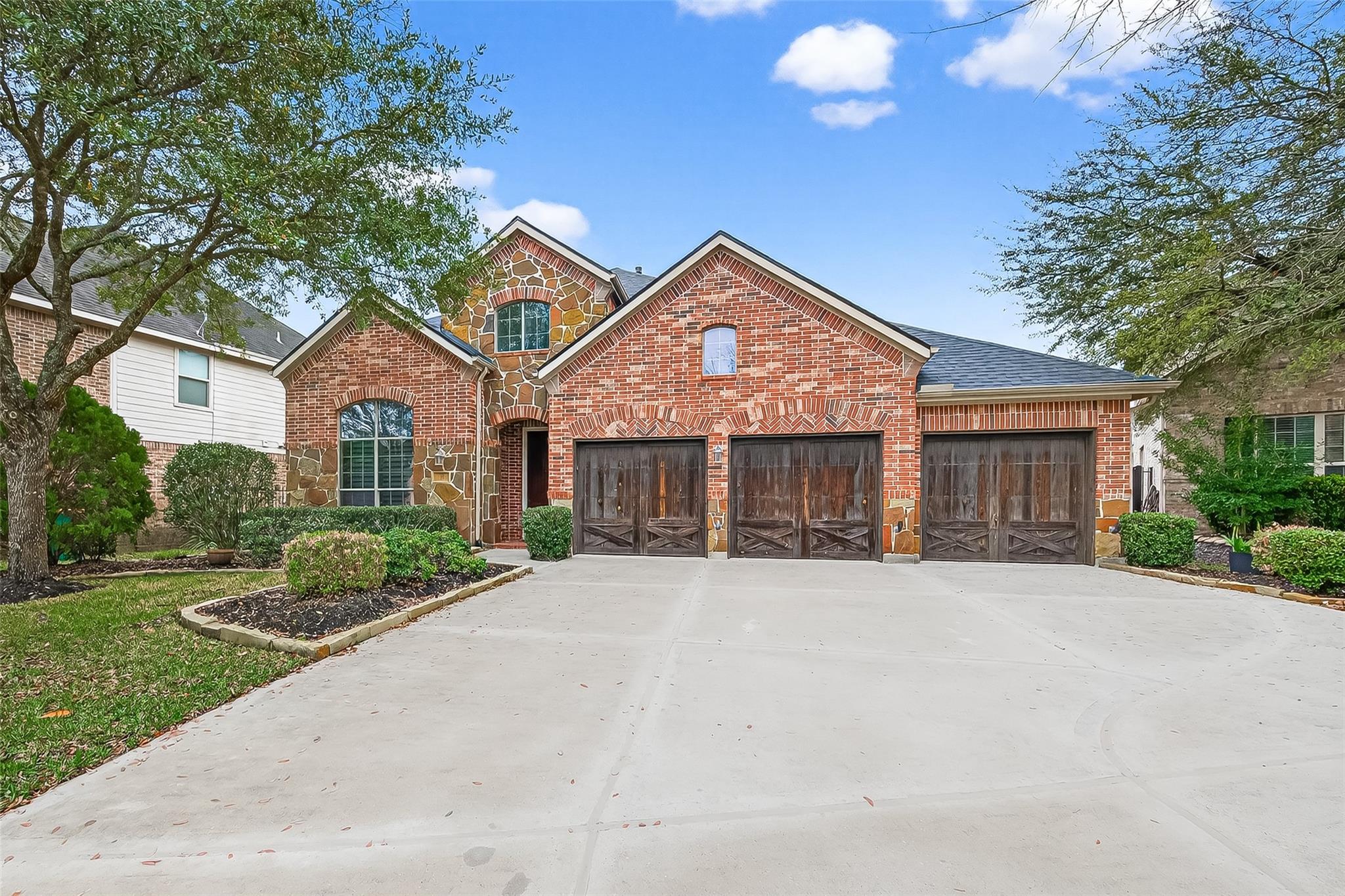 35 Woodmoor Place