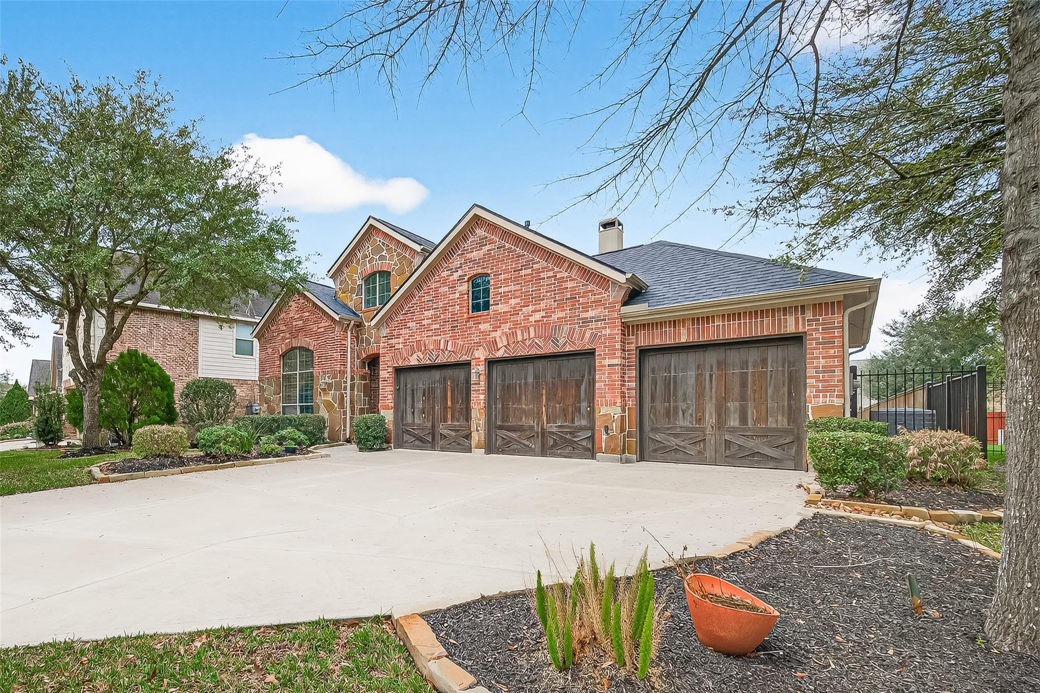 35 Woodmoor Place