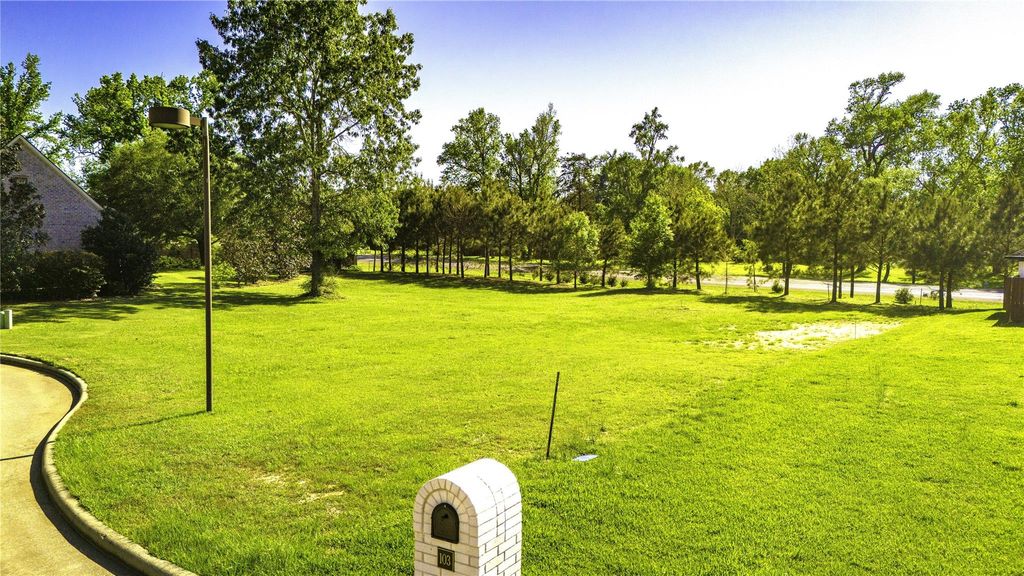 Photo of TBD Hawthorn Cir, Livingston, TX 77351 (MLS # 11826982)