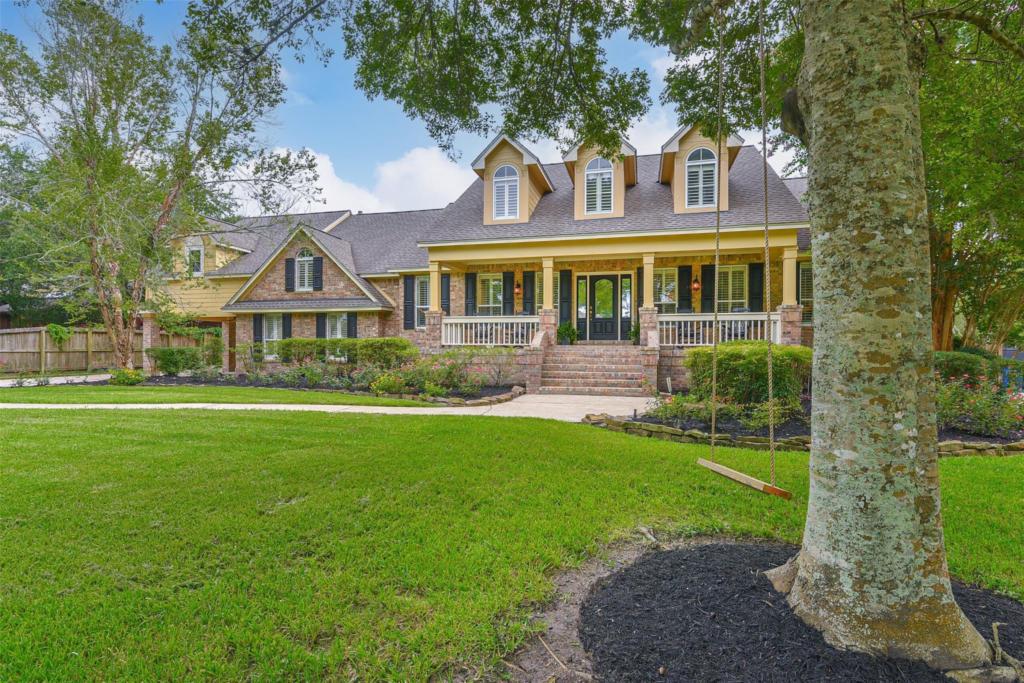 2102 Airline Drive