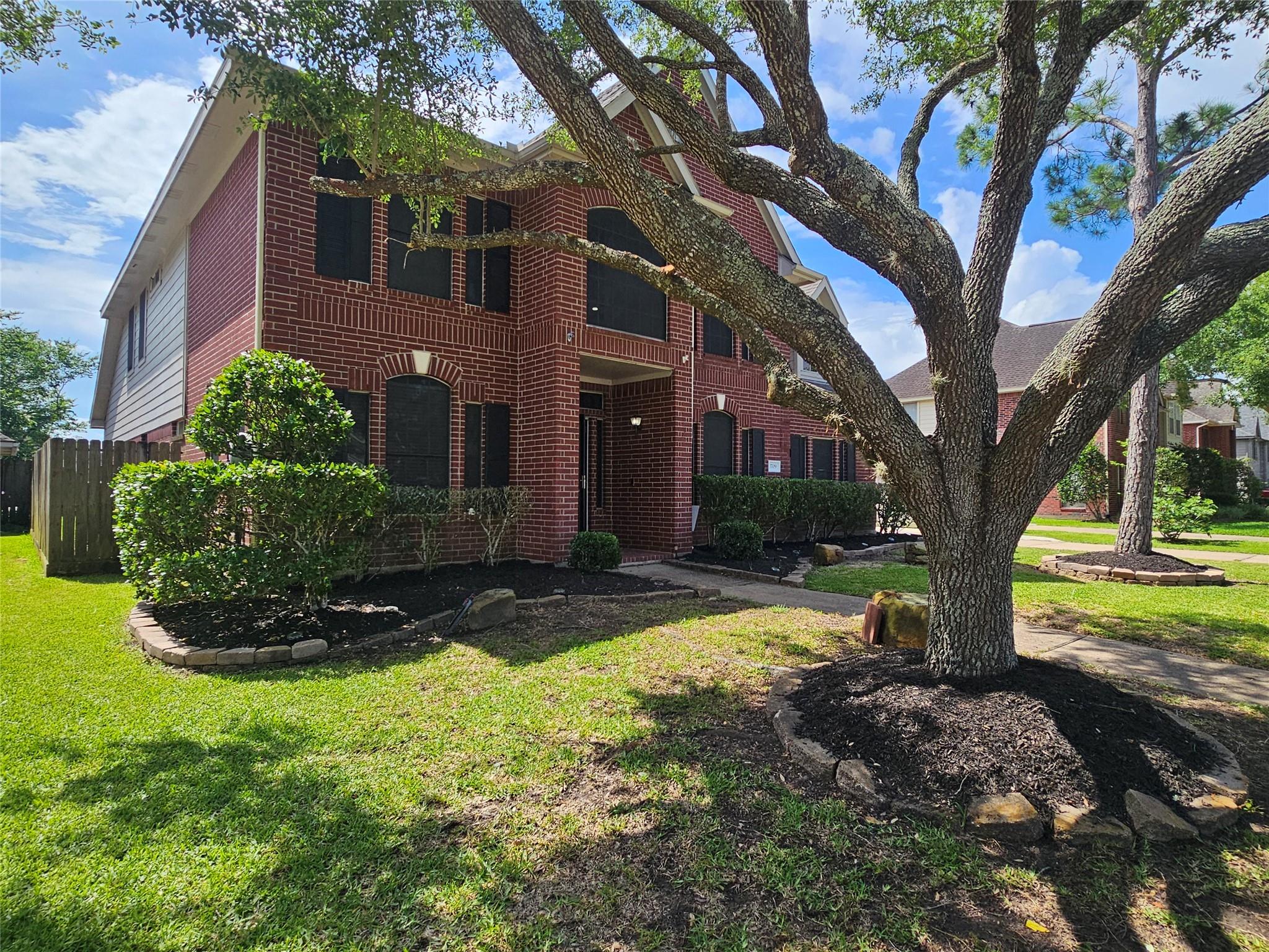 3709 Pinehurst Drive