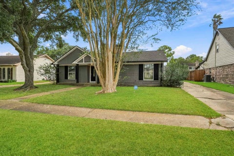 Photo of 11514 Sagewillow Lane, Houston, TX 77089 (MLS # 44370480)