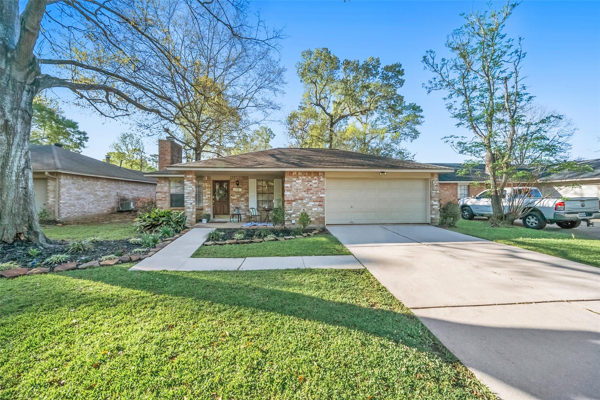 2718 Longleaf Pines Drive
