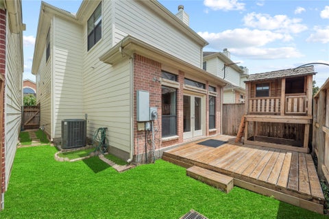 Photo of 9814 Riddlelink, Houston, TX 77025 (MLS # 52285641)