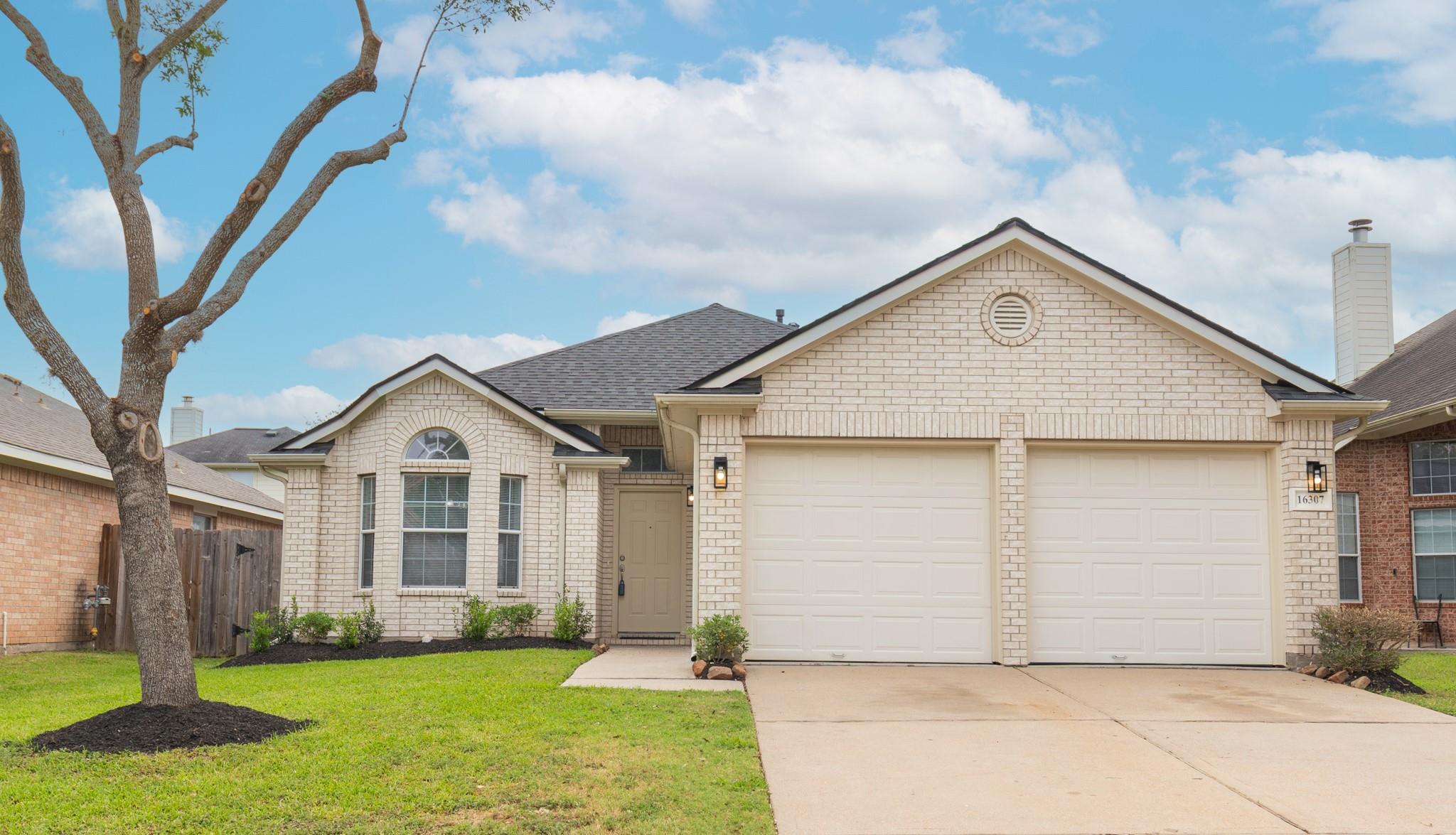 16307 Goanna Court