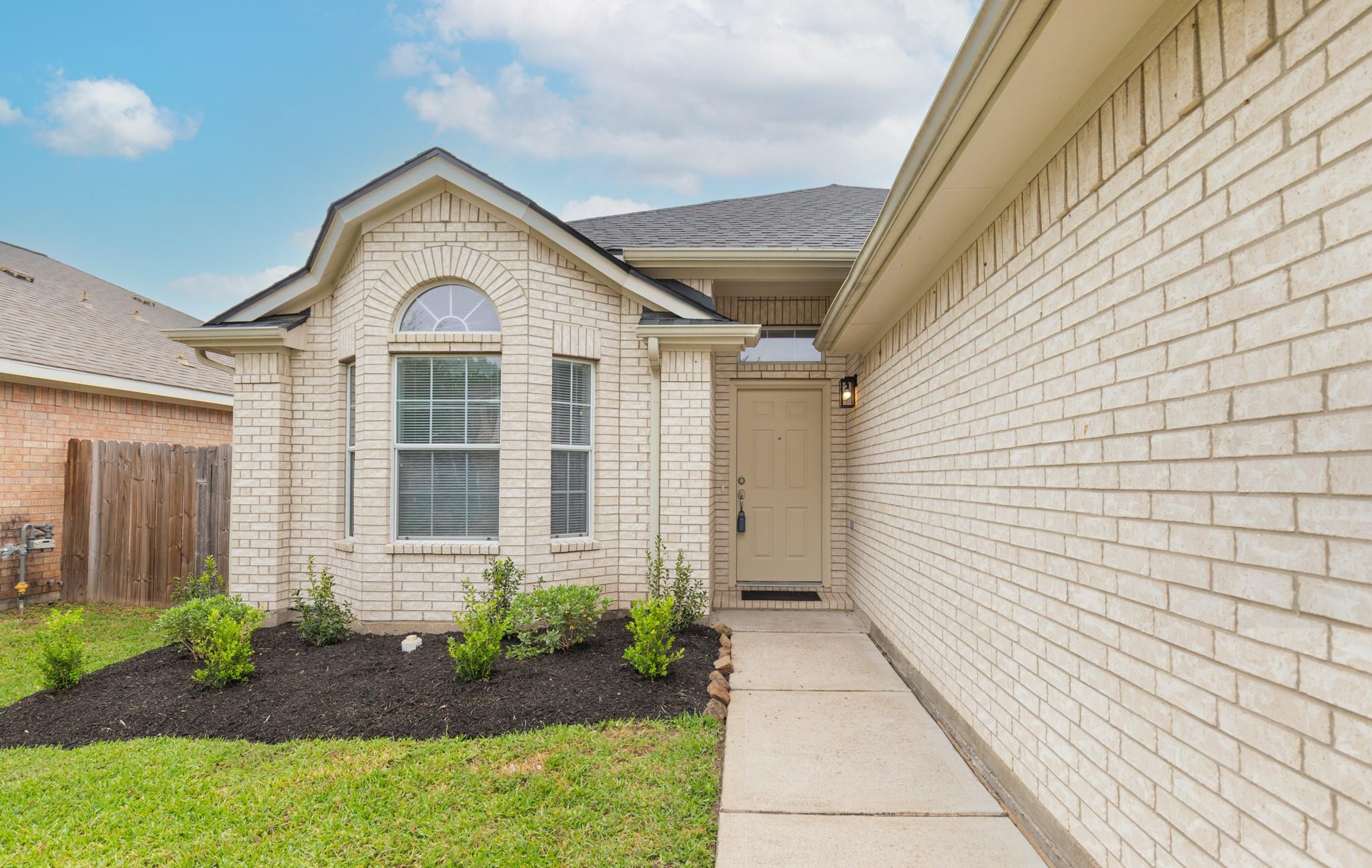 16307 Goanna Court