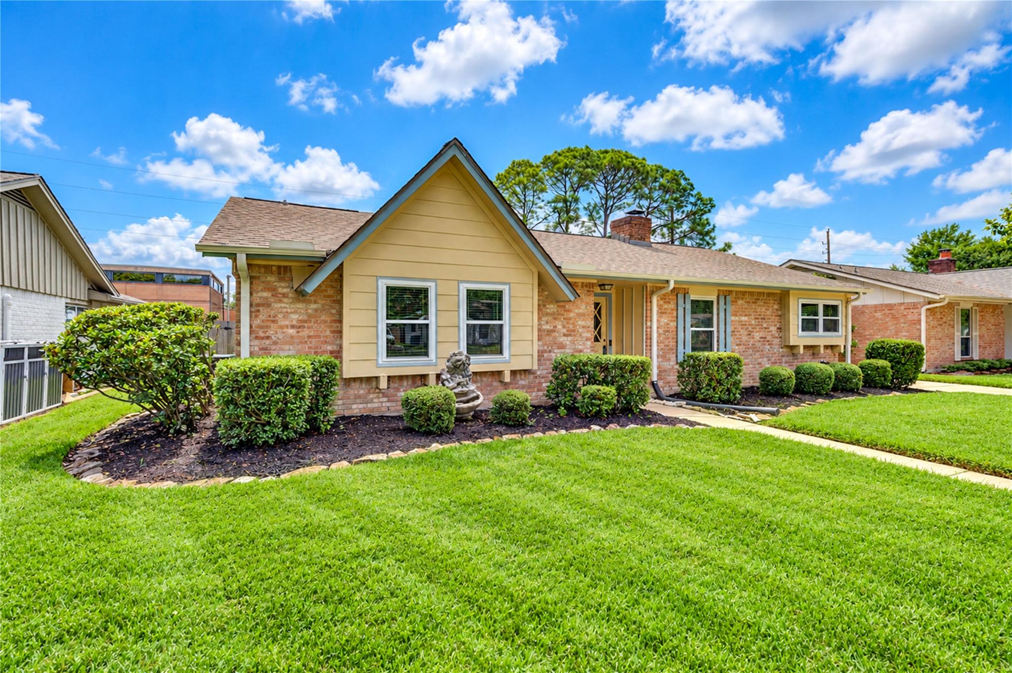11403 Brook Meadows Lane