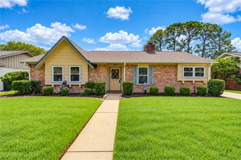 Photo of 11403 Brook Meadows Lane, Meadows Place, TX 77477 (MLS # 36840961)