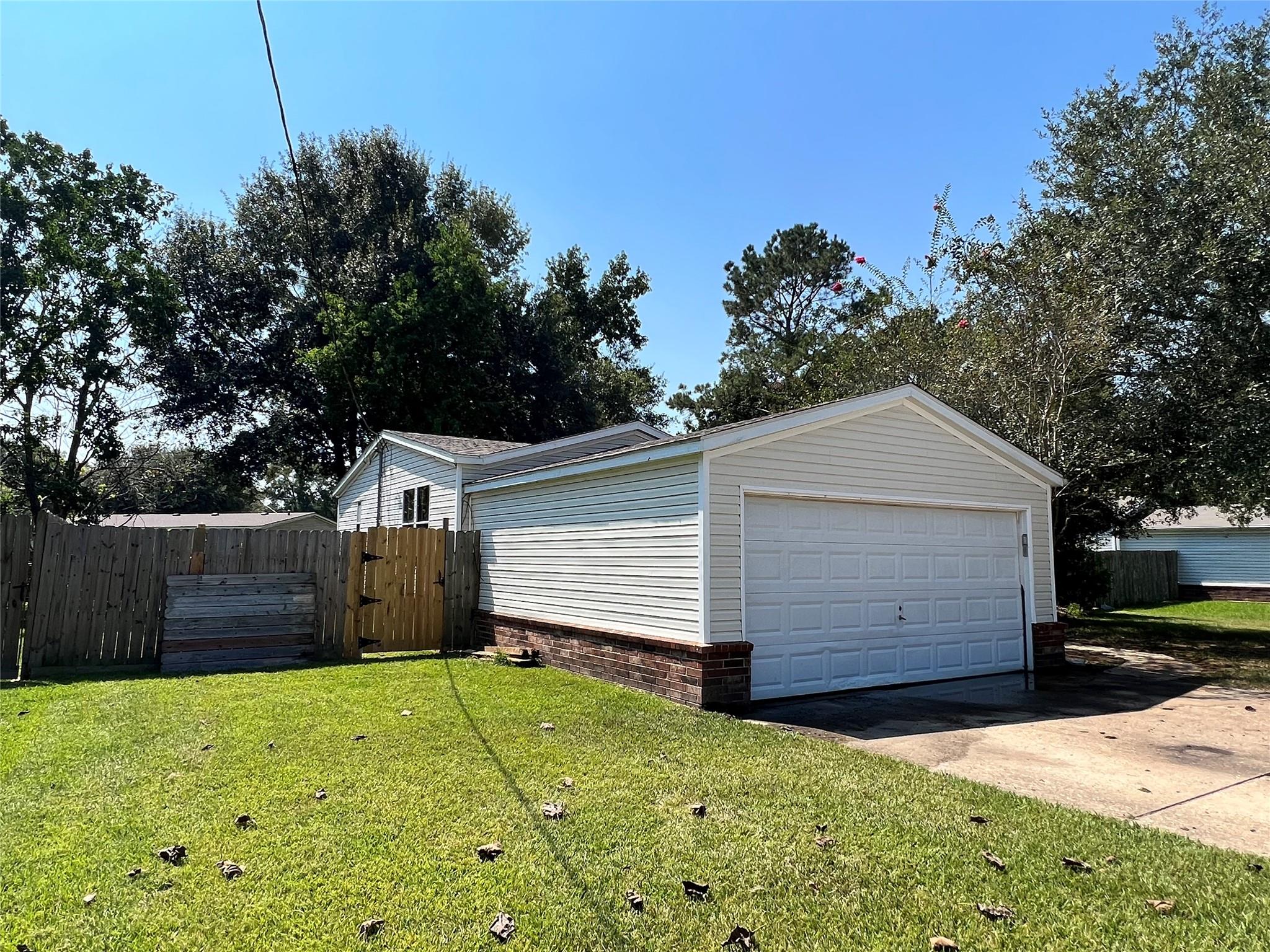 16524 Desert Star Drive