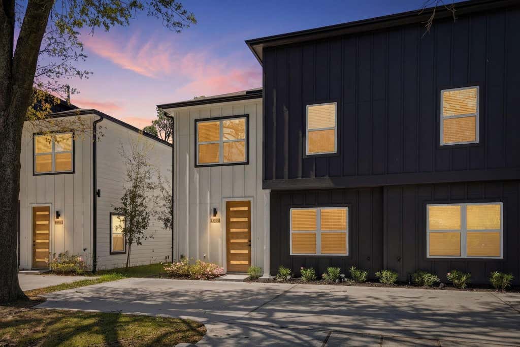 Photo of 8805 Parkway Drive, Houston, TX 77088 (MLS # 48464906)
