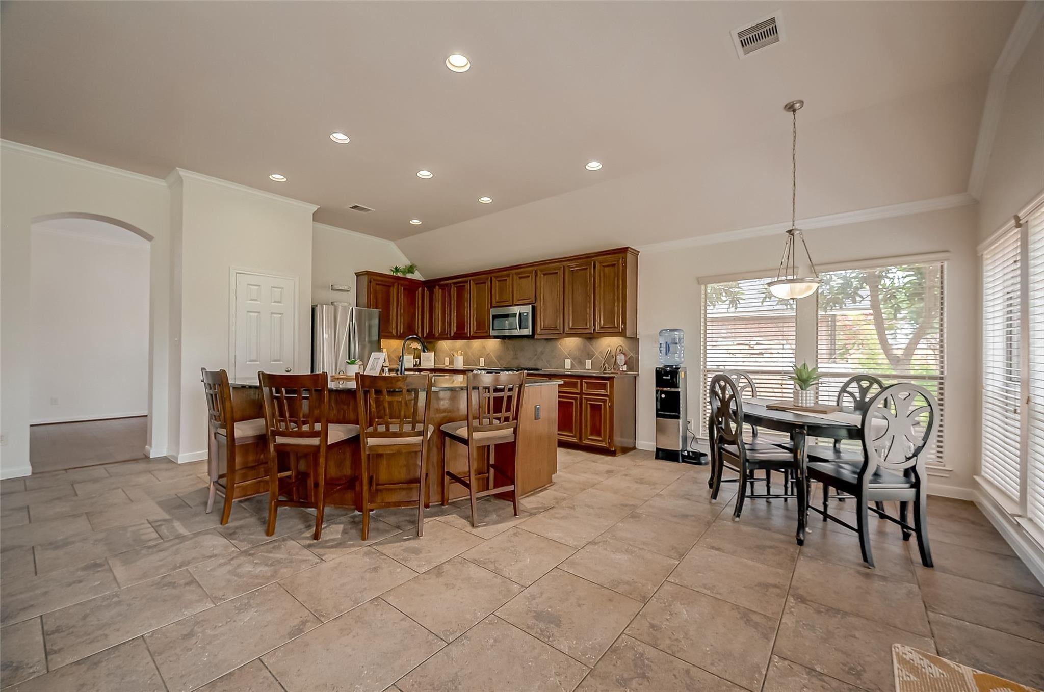 2802 Stock Creek Lane