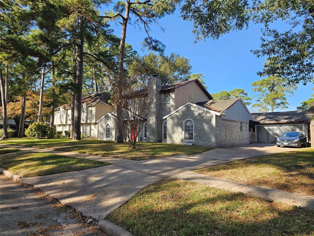 Photo of 14822 Cedar Point Drive, Houston, TX 77070 (MLS # 80704719)