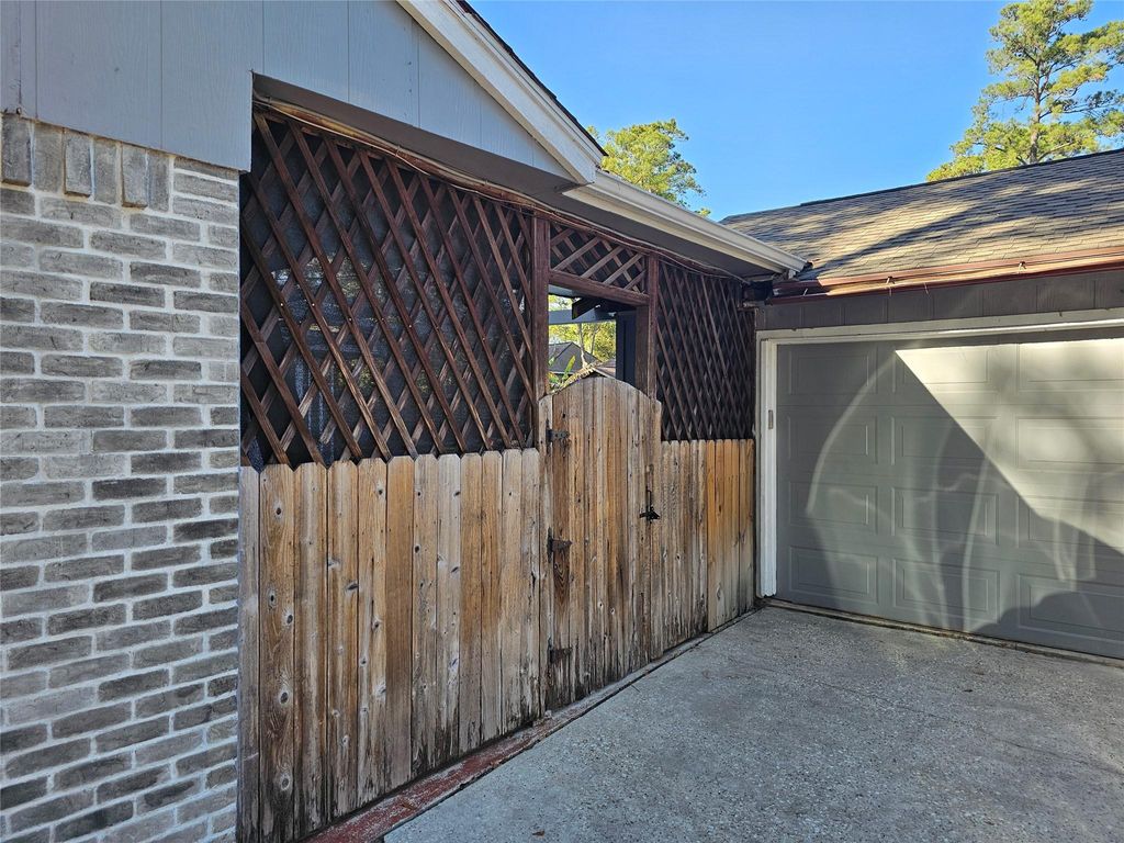 Photo of 14822 Cedar Point Drive, Houston, TX 77070 (MLS # 80704719)