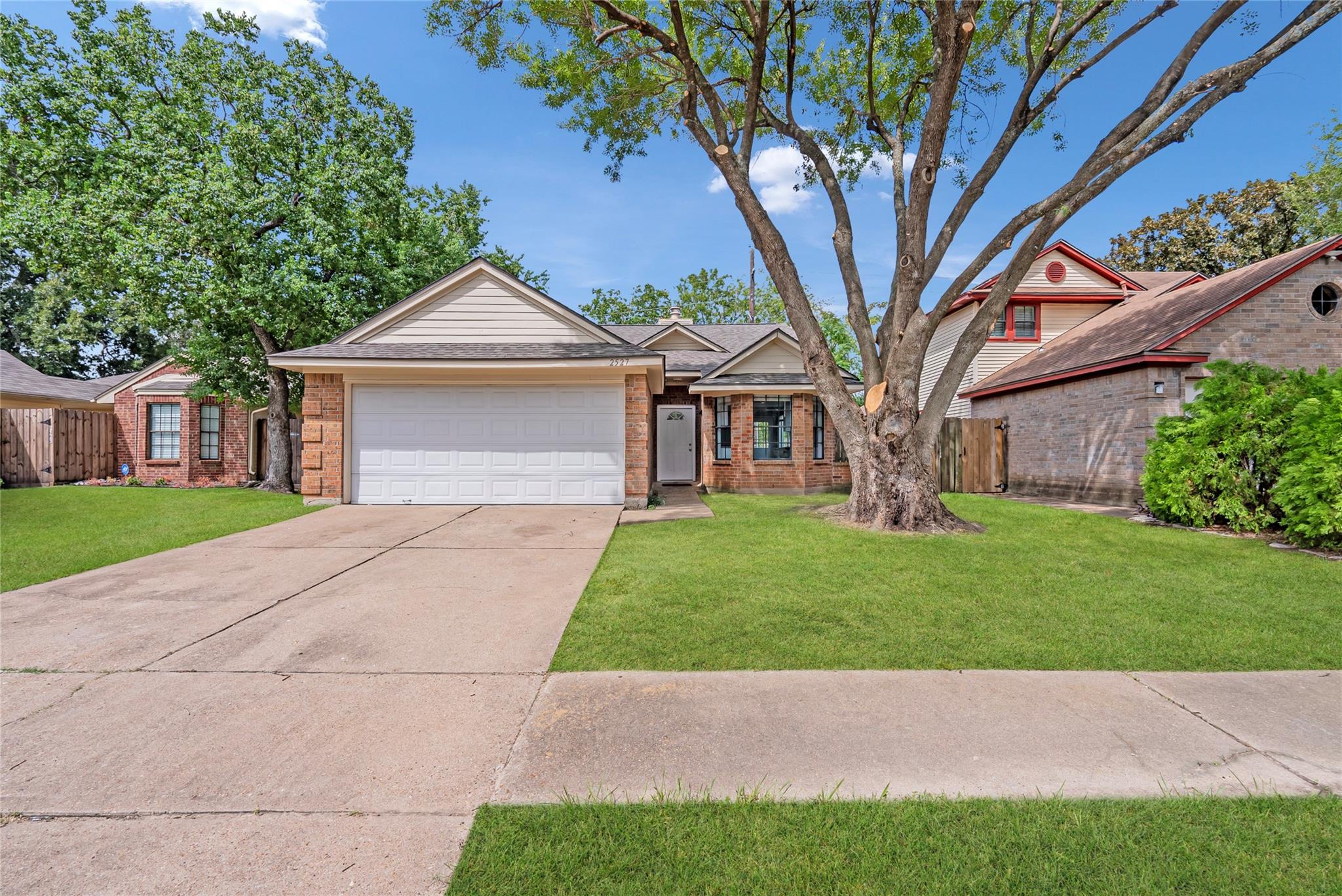 2527 Silver Trumpet Drive
