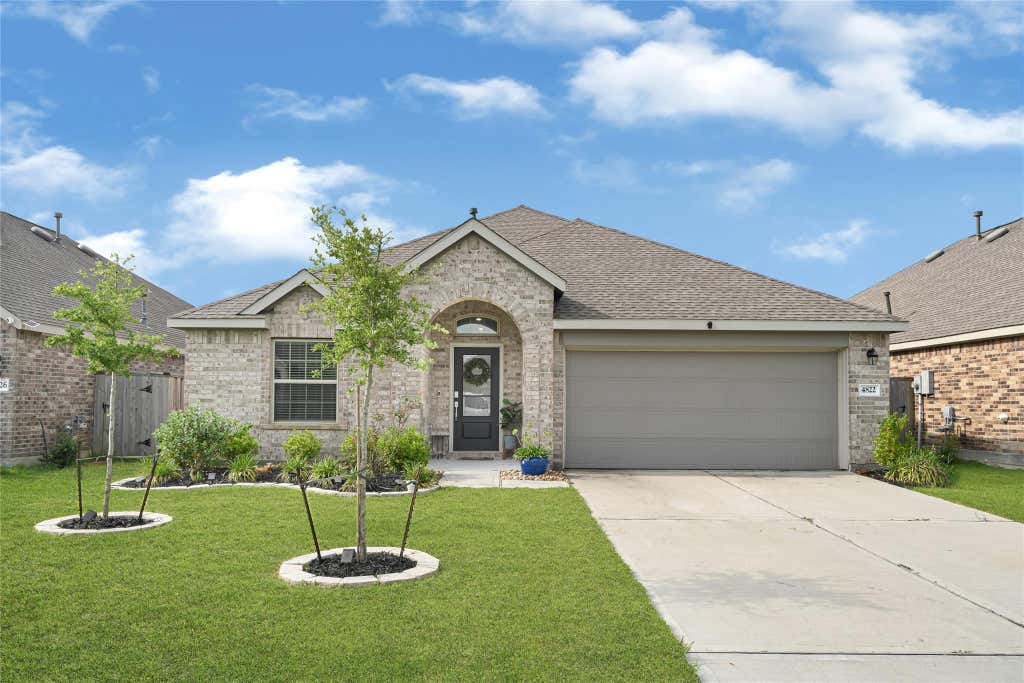 Photo of 4822 Camden Bristol Drive, Baytown, TX 77521 (MLS # 67375805)