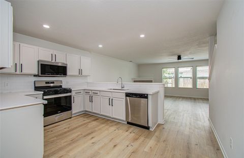 Photo of 2750 Magnolia Hill Trail, Houston, TX 77038 (MLS # 67384999)