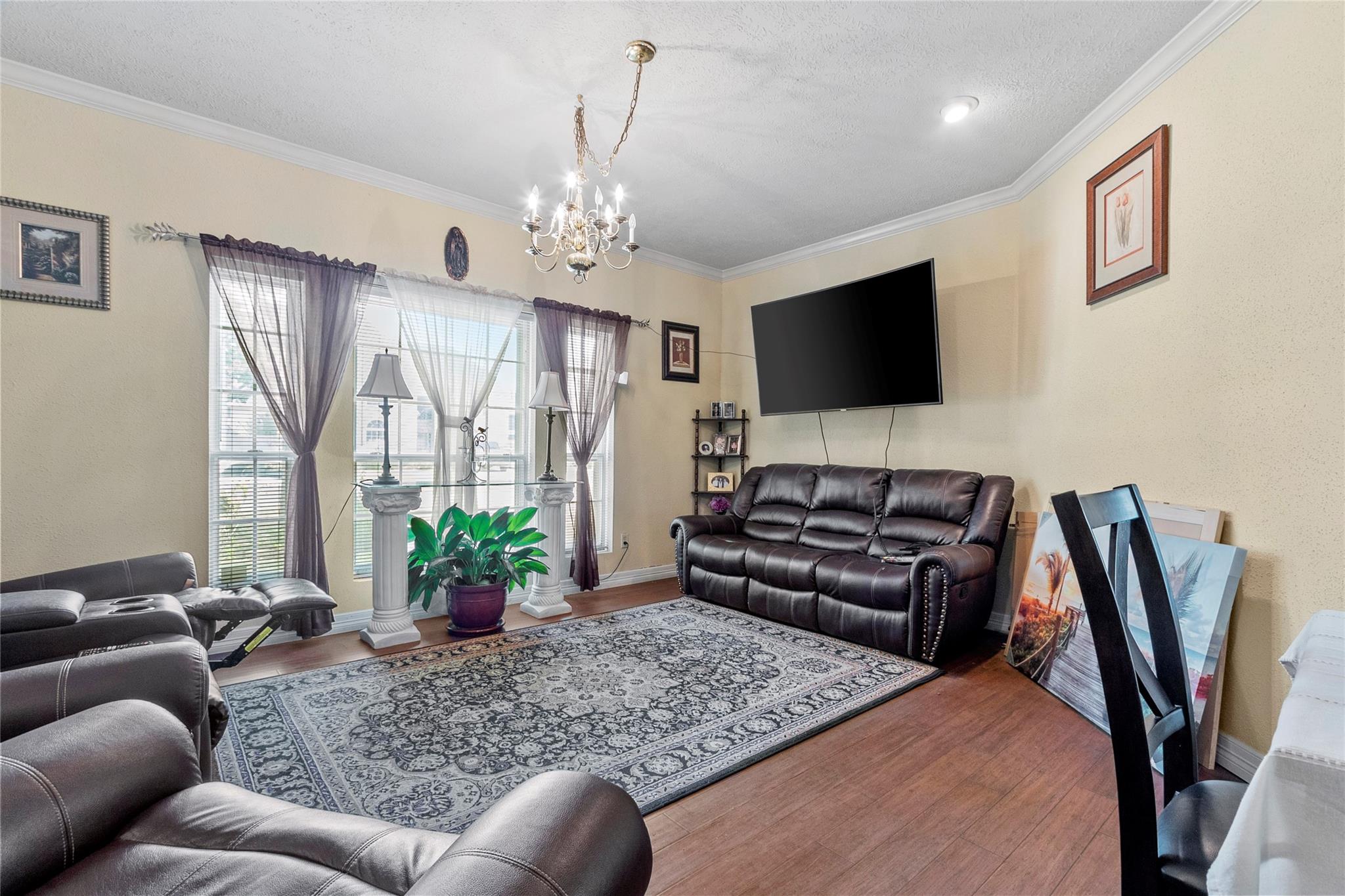 5614 Charlestown Colony Drive