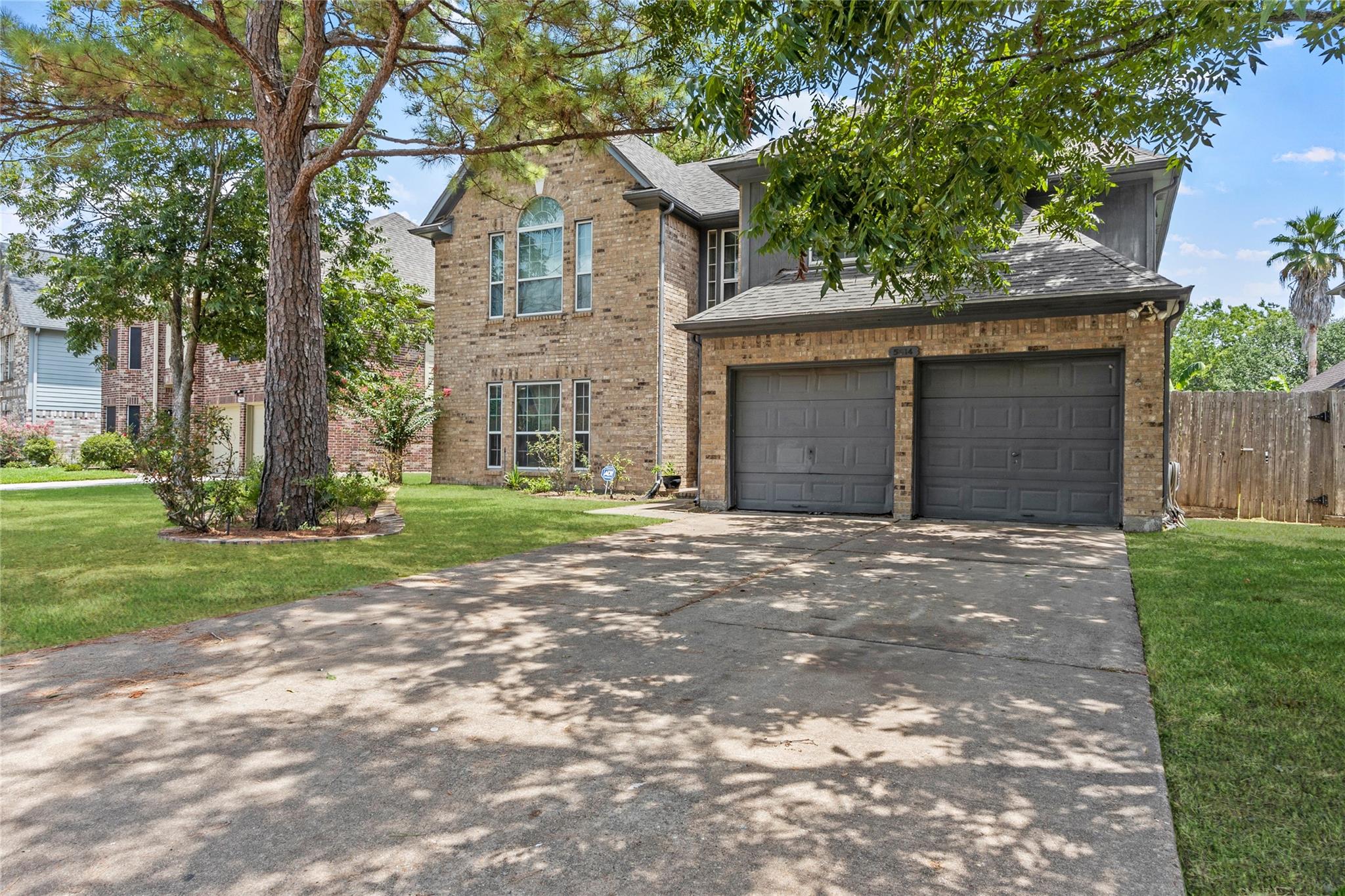 5614 Charlestown Colony Drive