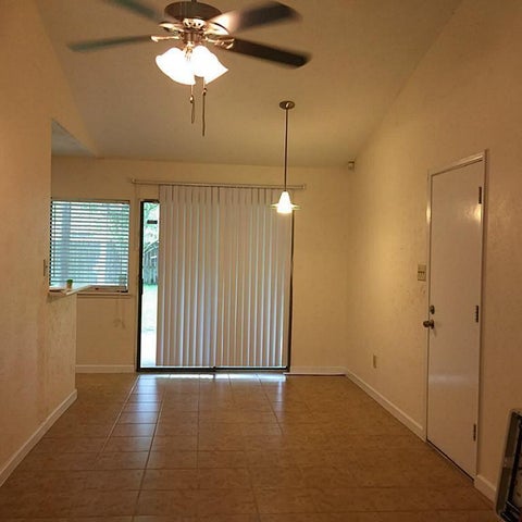 Tiny photo for 527 Jeff Davis Drive, Richmond, TX 77469 (MLS # 72352709)
