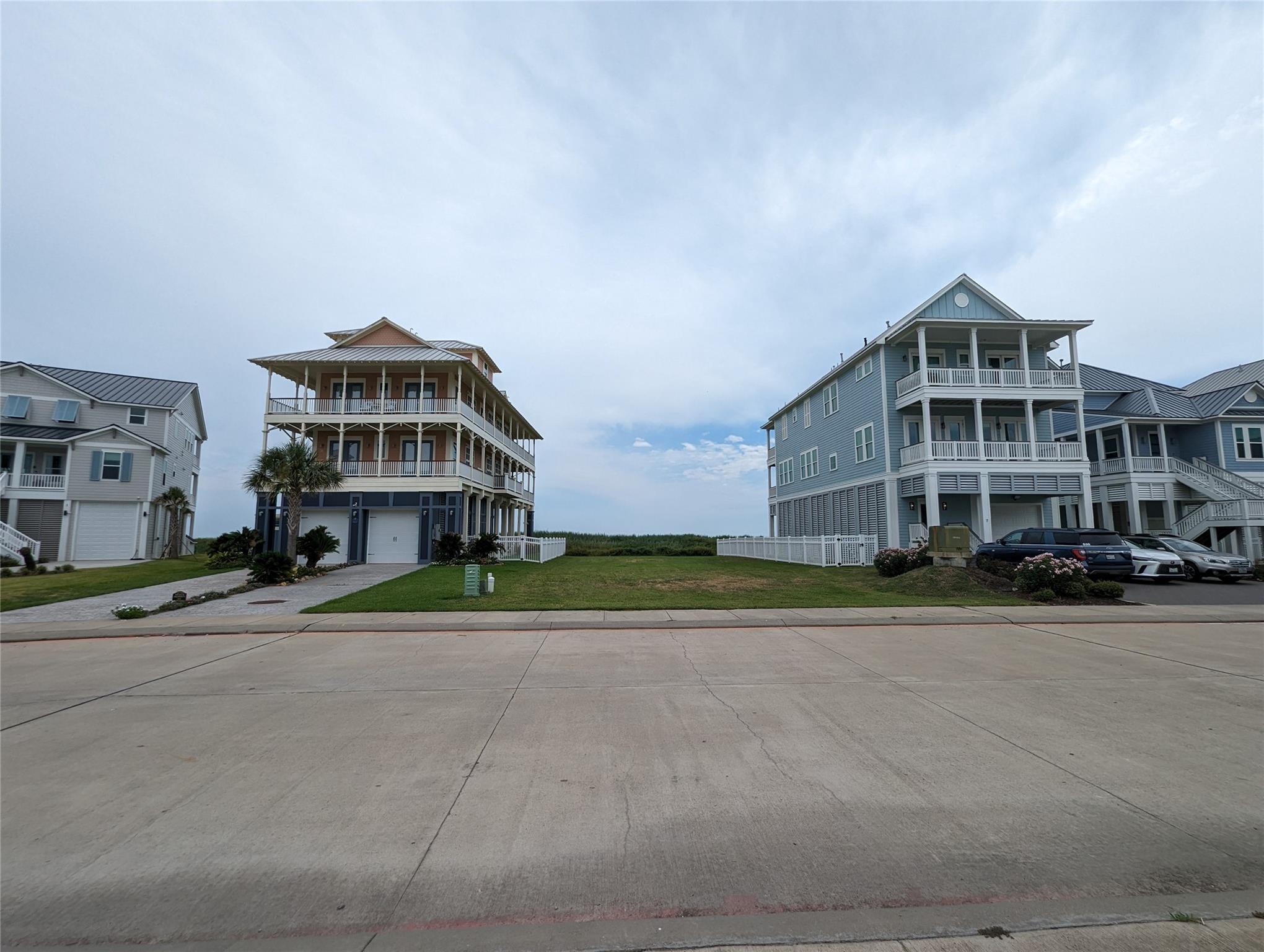 5 Grand Beach Boulevard