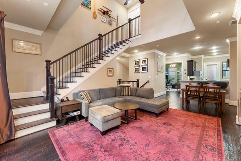 Photo of 1049 W 22nd Street #K, Houston, TX 77008 (MLS # 20973633)