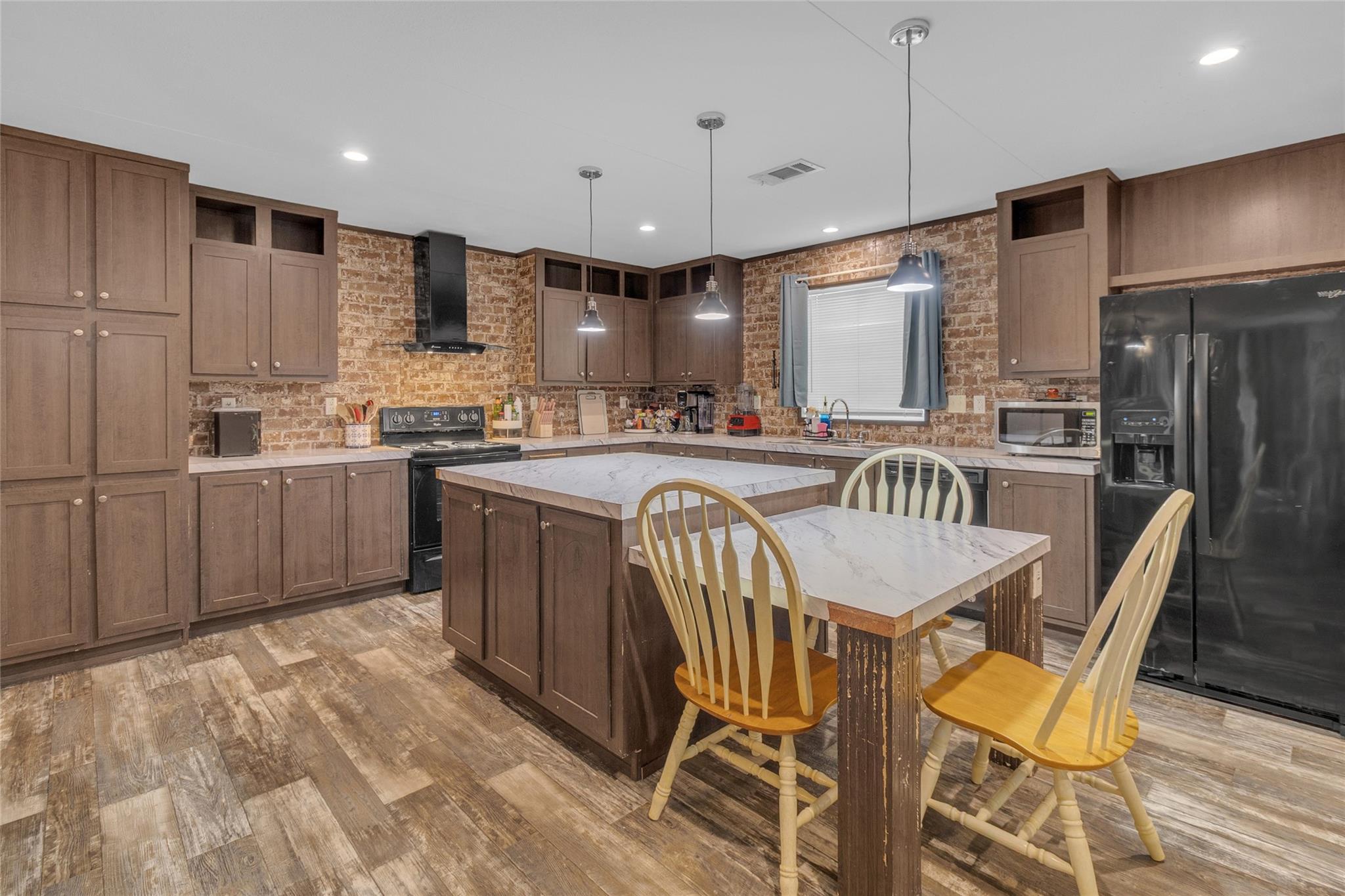 275 Road 5132