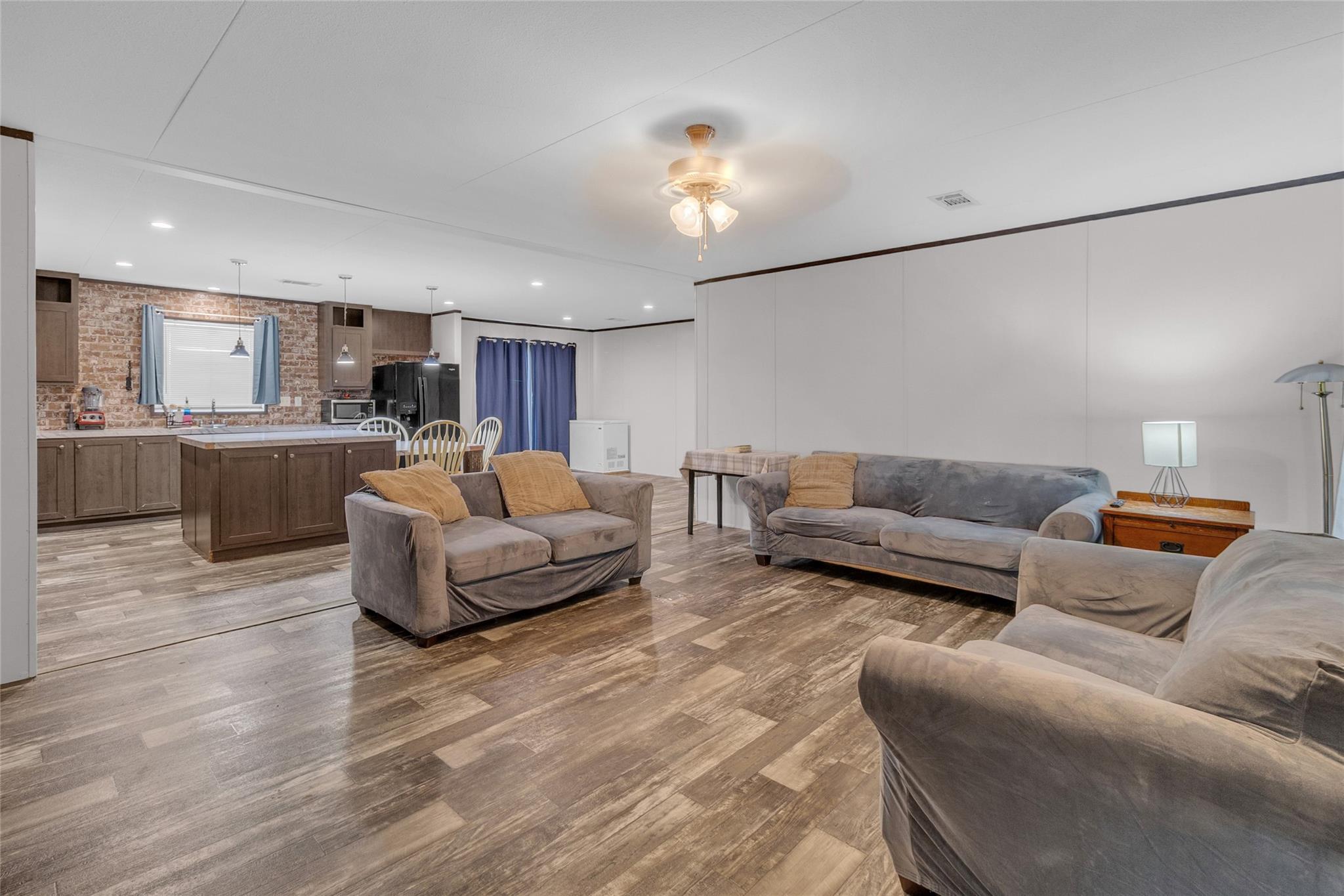 275 Road 5132