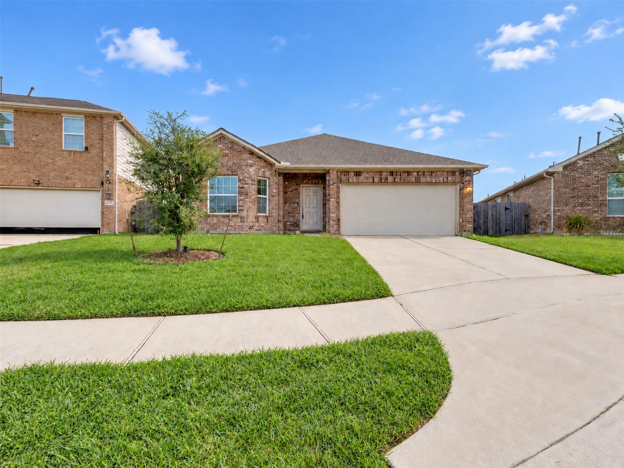 22739 Highland Maple Court