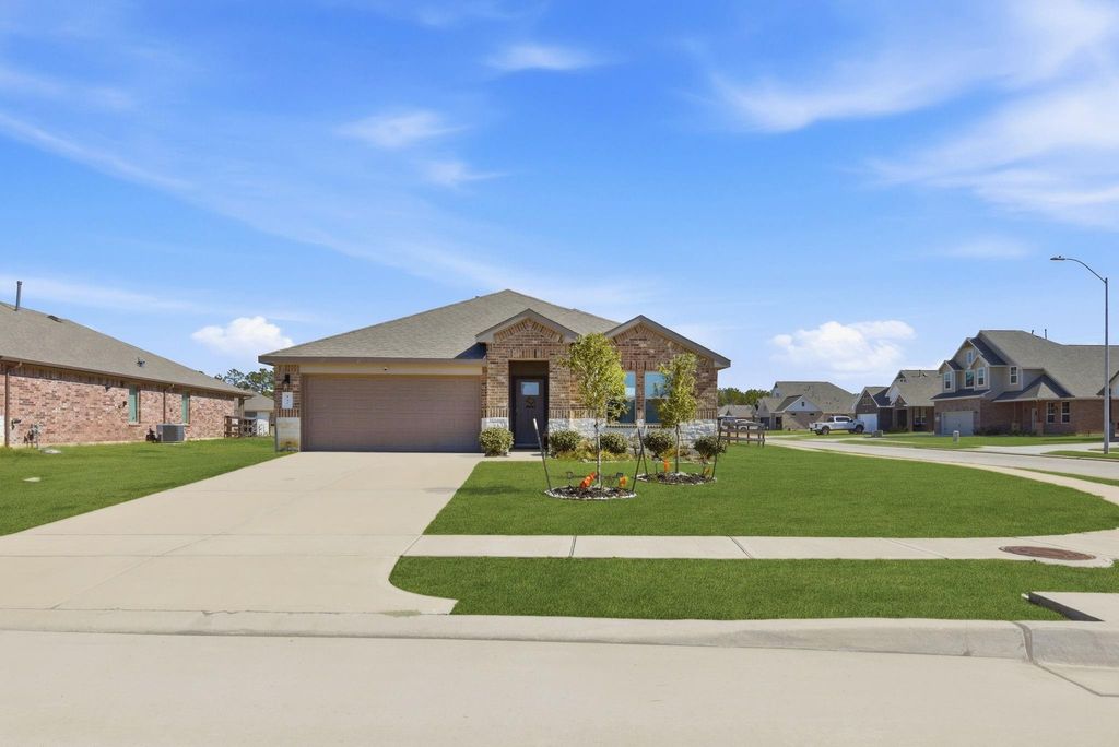 Photo of 137 Big Sandy Lane, Anahuac, TX 77514 (MLS # 21348767)