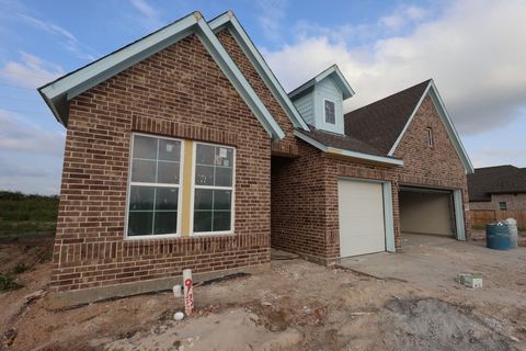 Photo of 9007 Clear Water Trail, Manvel, TX 77578 (MLS # 79538566)