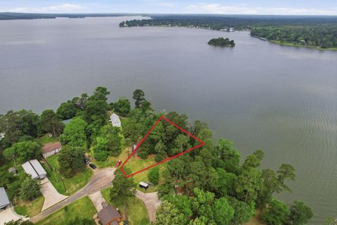 Photo of 365 N Point Drive N, Trinity, TX 75862 (MLS # 69173026)