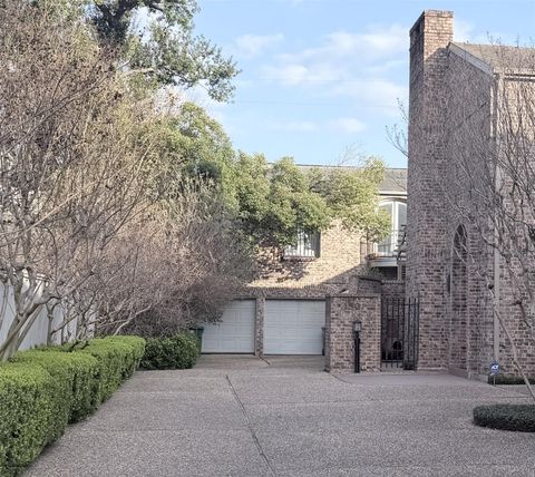 Photo of 1499 Potomac Drive, Houston, TX 77057 (MLS # 71117514)