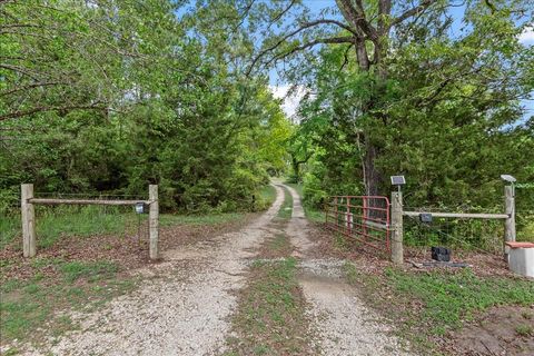 Photo of 8172 County Road 208, Navasota, TX 77868 (MLS # 55049468)