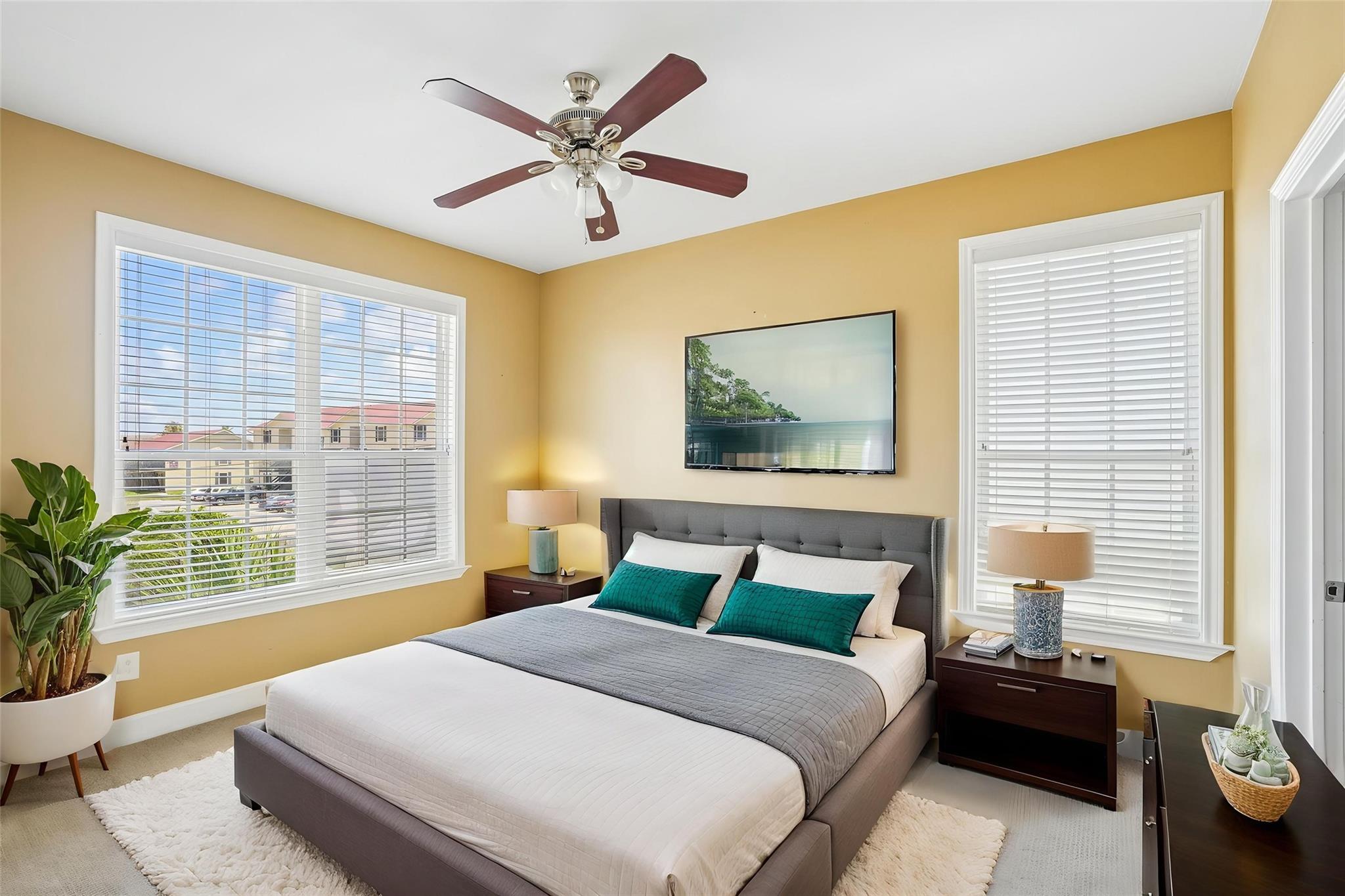 7000 Seawall Boulevard 923