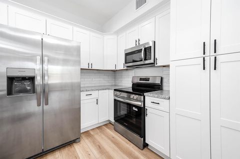 Tiny photo for 2024 Hampton Street #A B, Houston, TX 77088 (MLS # 63008581)