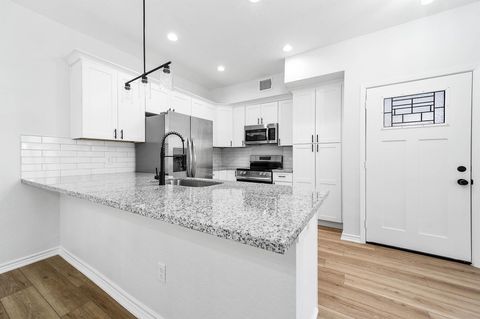 Tiny photo for 2024 Hampton Street #A B, Houston, TX 77088 (MLS # 63008581)