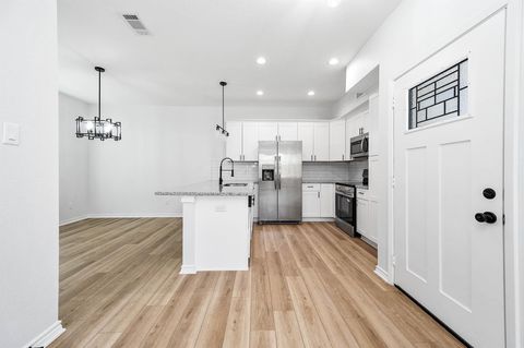 Tiny photo for 2024 Hampton Street #A B, Houston, TX 77088 (MLS # 63008581)