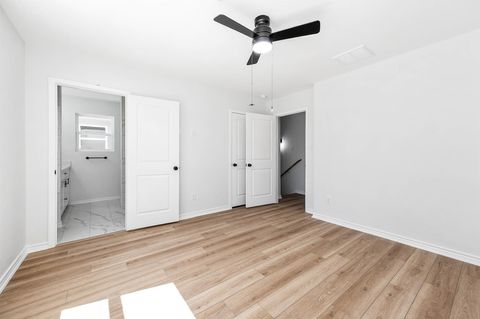 Tiny photo for 2024 Hampton Street #A B, Houston, TX 77088 (MLS # 63008581)