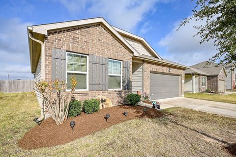 Photo of 4726 Highland Crest Drive, Richmond, TX 77469 (MLS # 3971985)