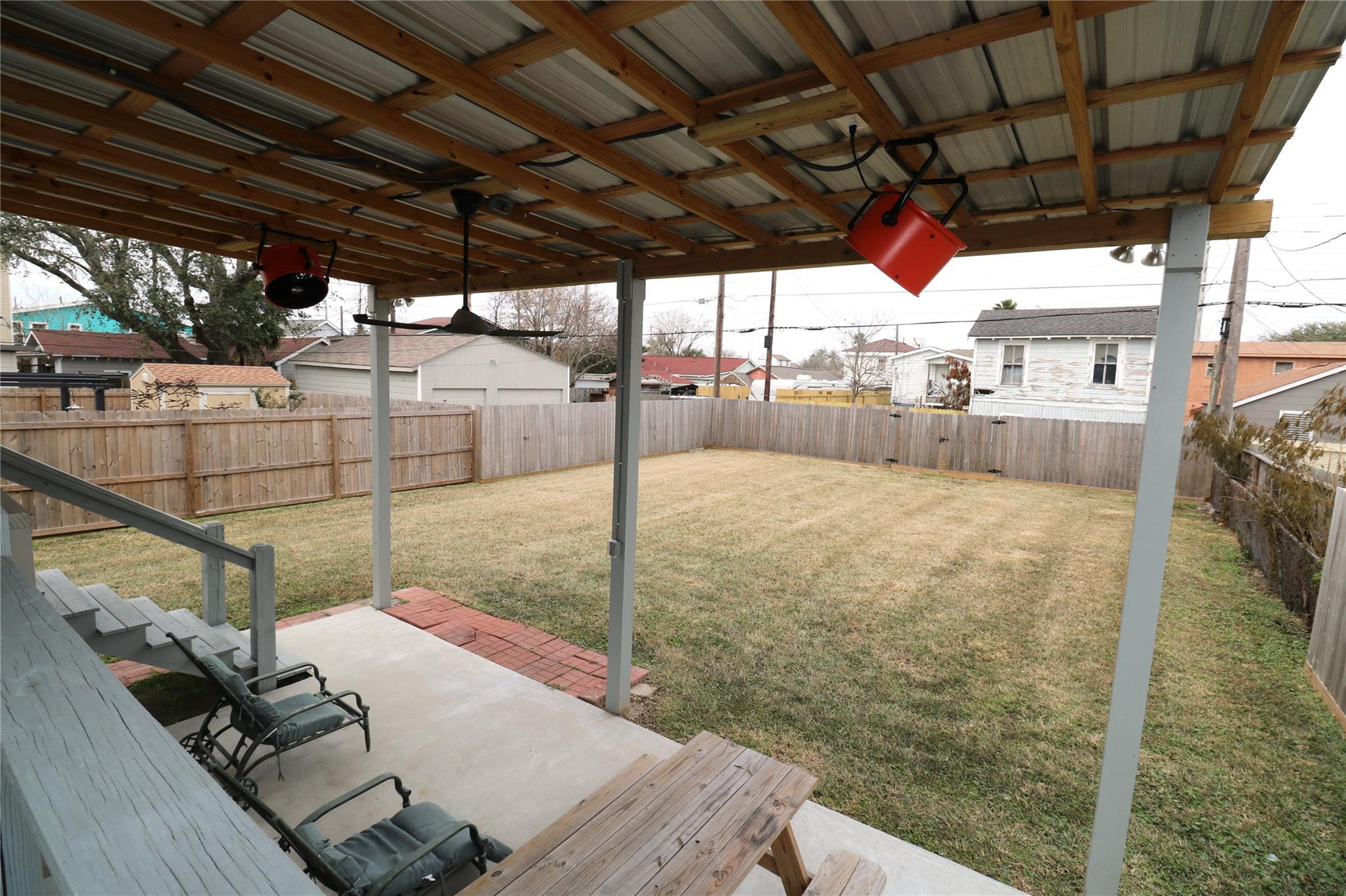 5506 Avenue Q 1/2