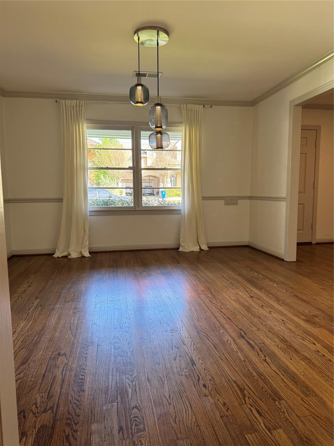 3805 Piping Rock Lane Lane