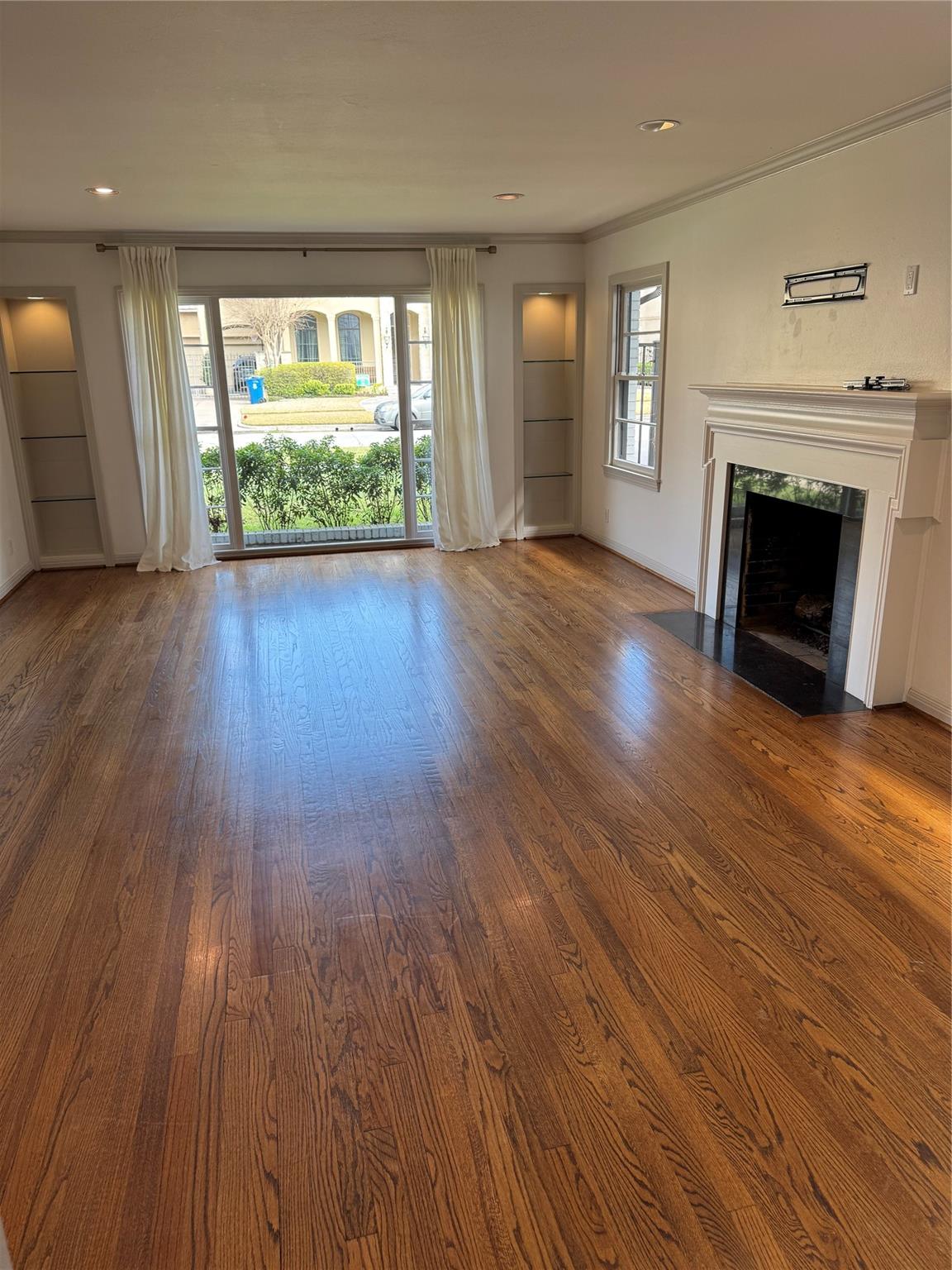 3805 Piping Rock Lane Lane
