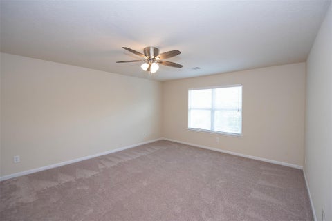 Tiny photo for 106 Easton Glen Lane, Dickinson, TX 77539 (MLS # 12692179)